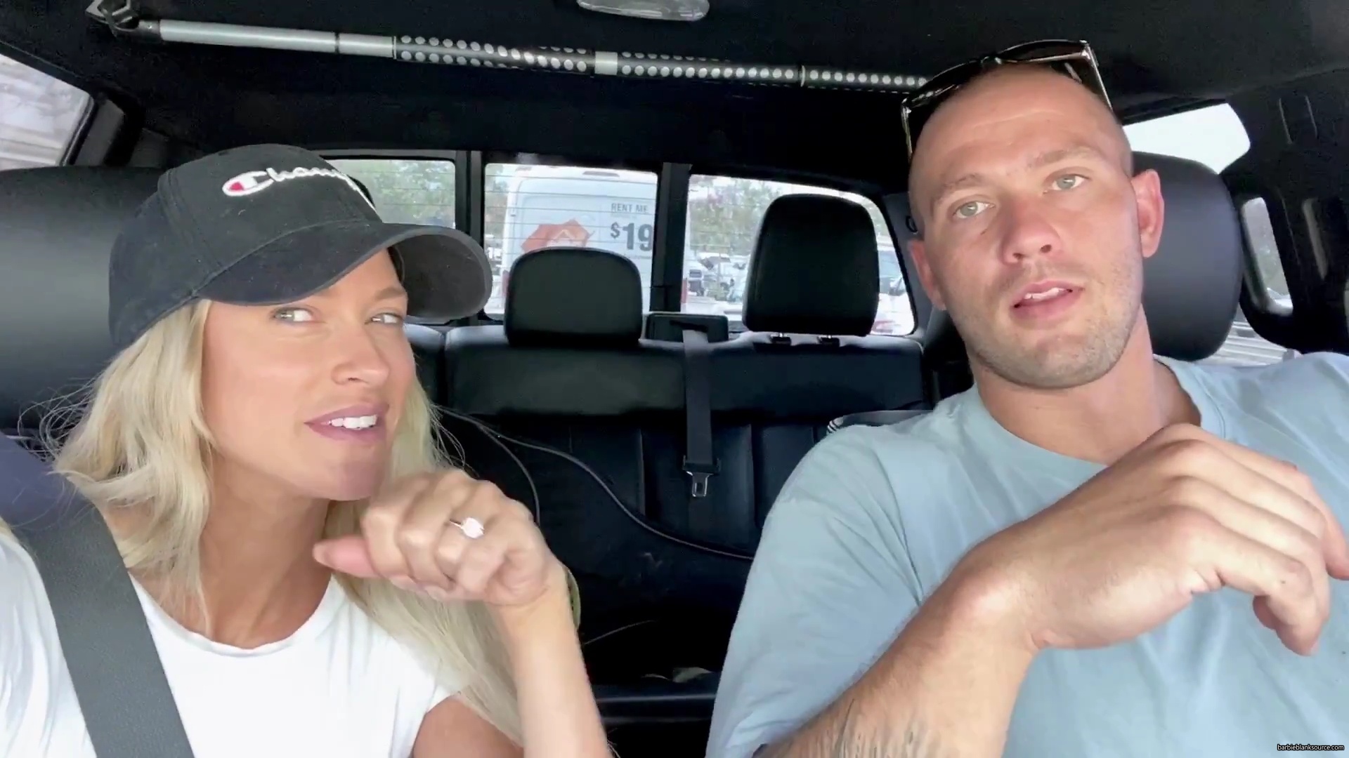 WHO_KNEW_DIYing_COULD_BE_SO_MUCH_FUN__21__mp40014.jpg WHO_KNEW_DIYing_COULD_BE_SO_MUCH_FUN__21__mp40014.jpg