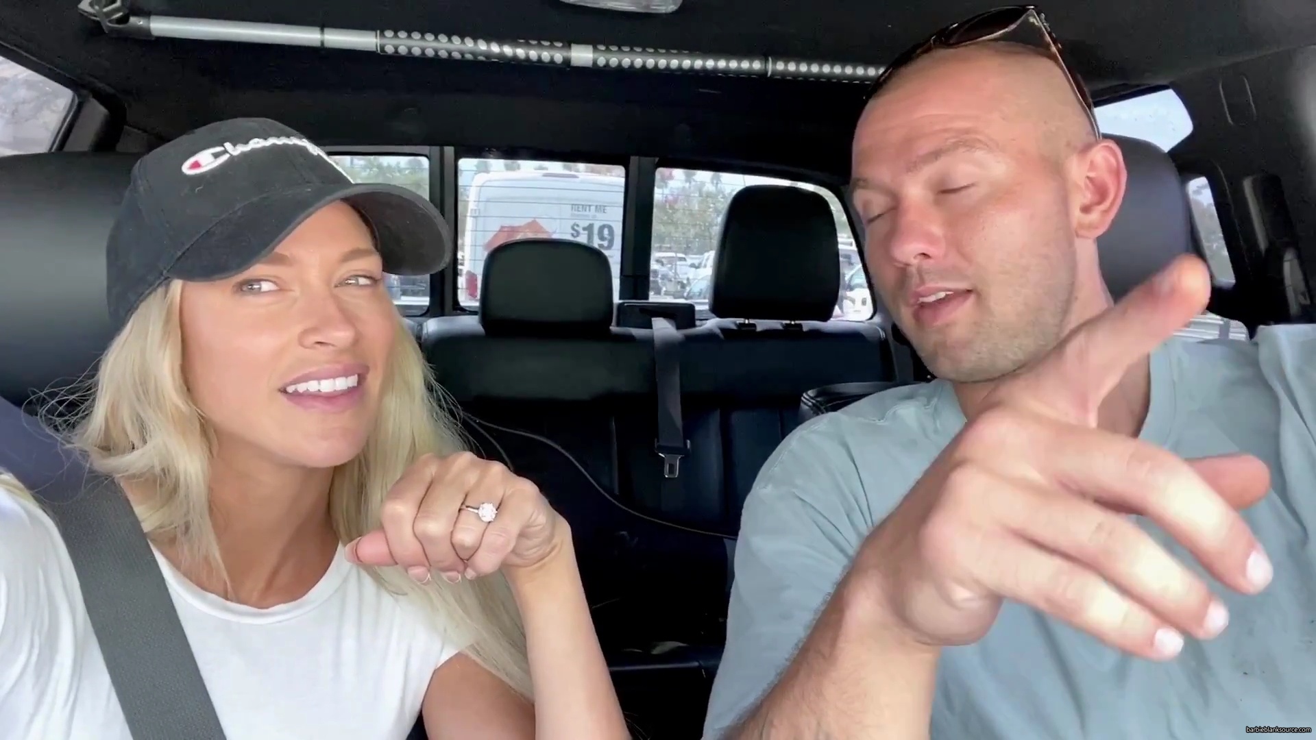 WHO_KNEW_DIYing_COULD_BE_SO_MUCH_FUN__21__mp40026.jpg WHO_KNEW_DIYing_COULD_BE_SO_MUCH_FUN__21__mp40026.jpg