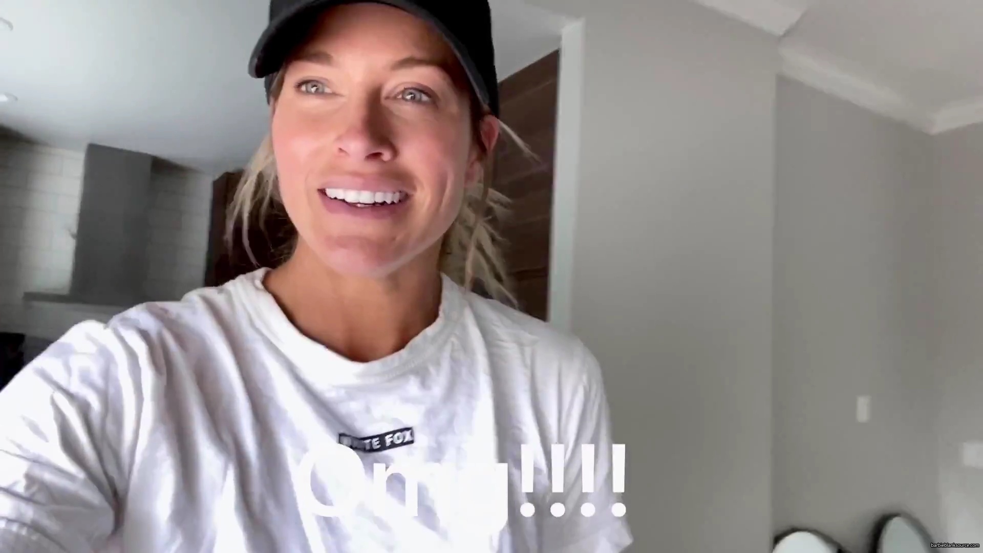 WHO_KNEW_DIYing_COULD_BE_SO_MUCH_FUN__21__mp40103.jpg WHO_KNEW_DIYing_COULD_BE_SO_MUCH_FUN__21__mp40103.jpg