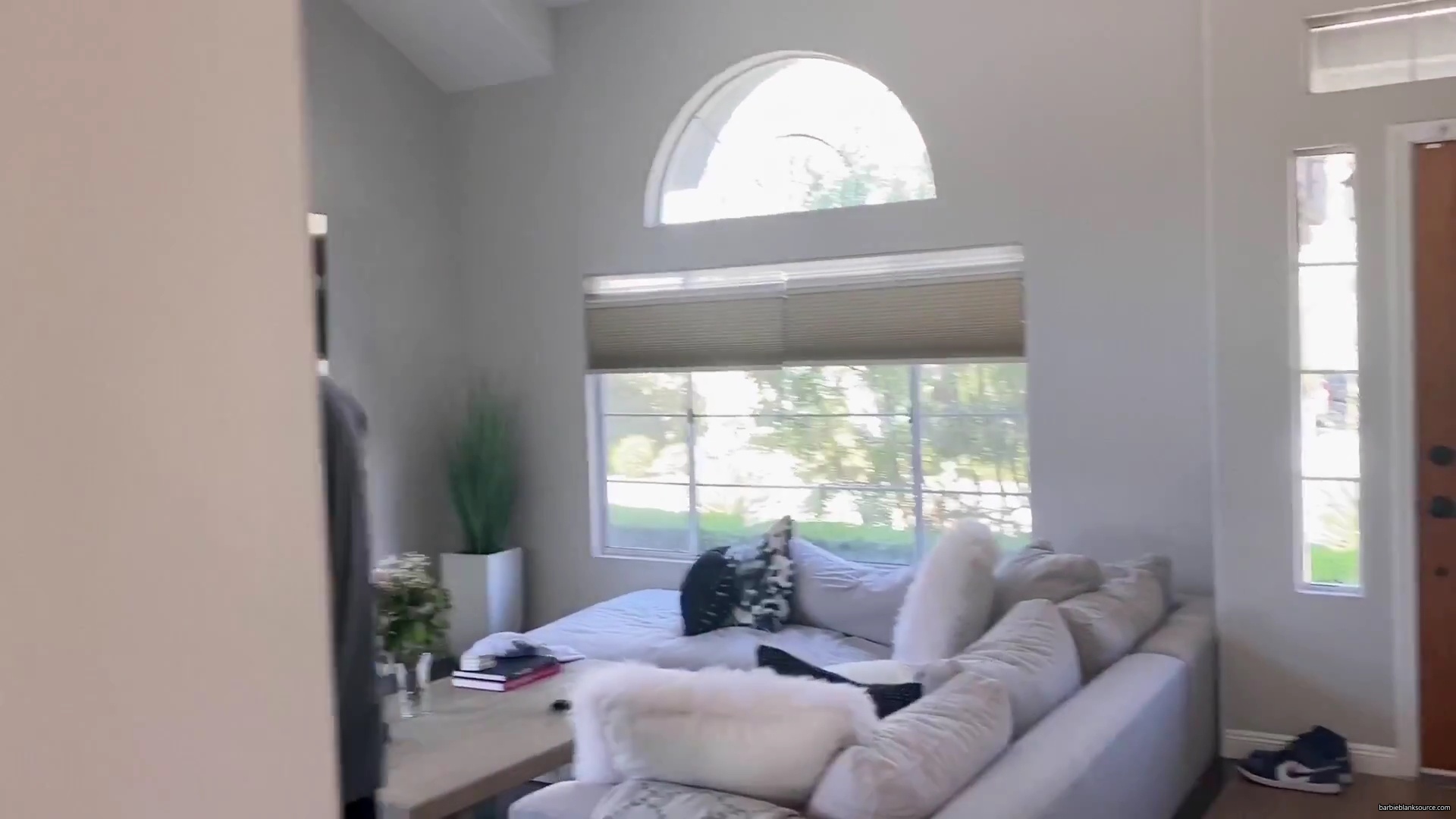 WHO_KNEW_DIYing_COULD_BE_SO_MUCH_FUN__21__mp40398.jpg WHO_KNEW_DIYing_COULD_BE_SO_MUCH_FUN__21__mp40398.jpg