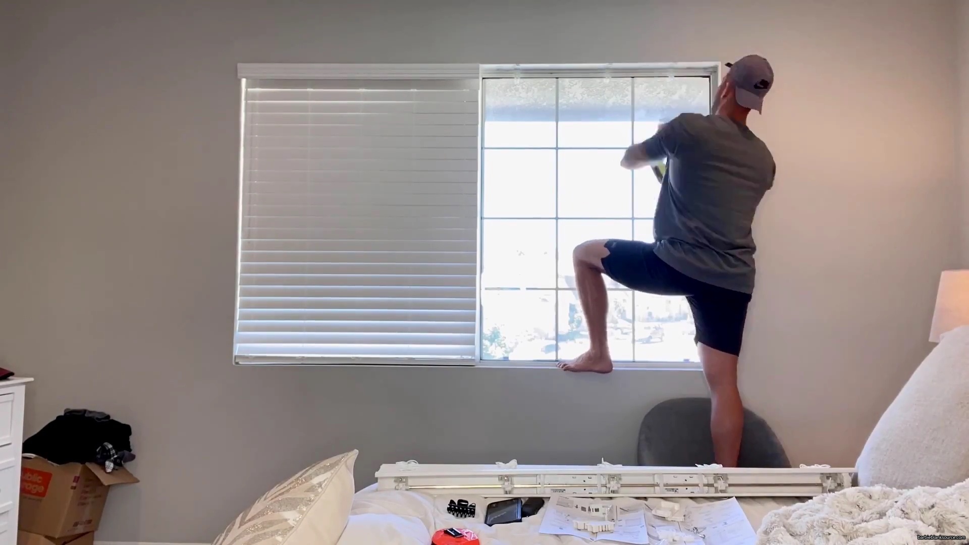 WHO_KNEW_DIYing_COULD_BE_SO_MUCH_FUN__21__mp40692.jpg WHO_KNEW_DIYing_COULD_BE_SO_MUCH_FUN__21__mp40692.jpg