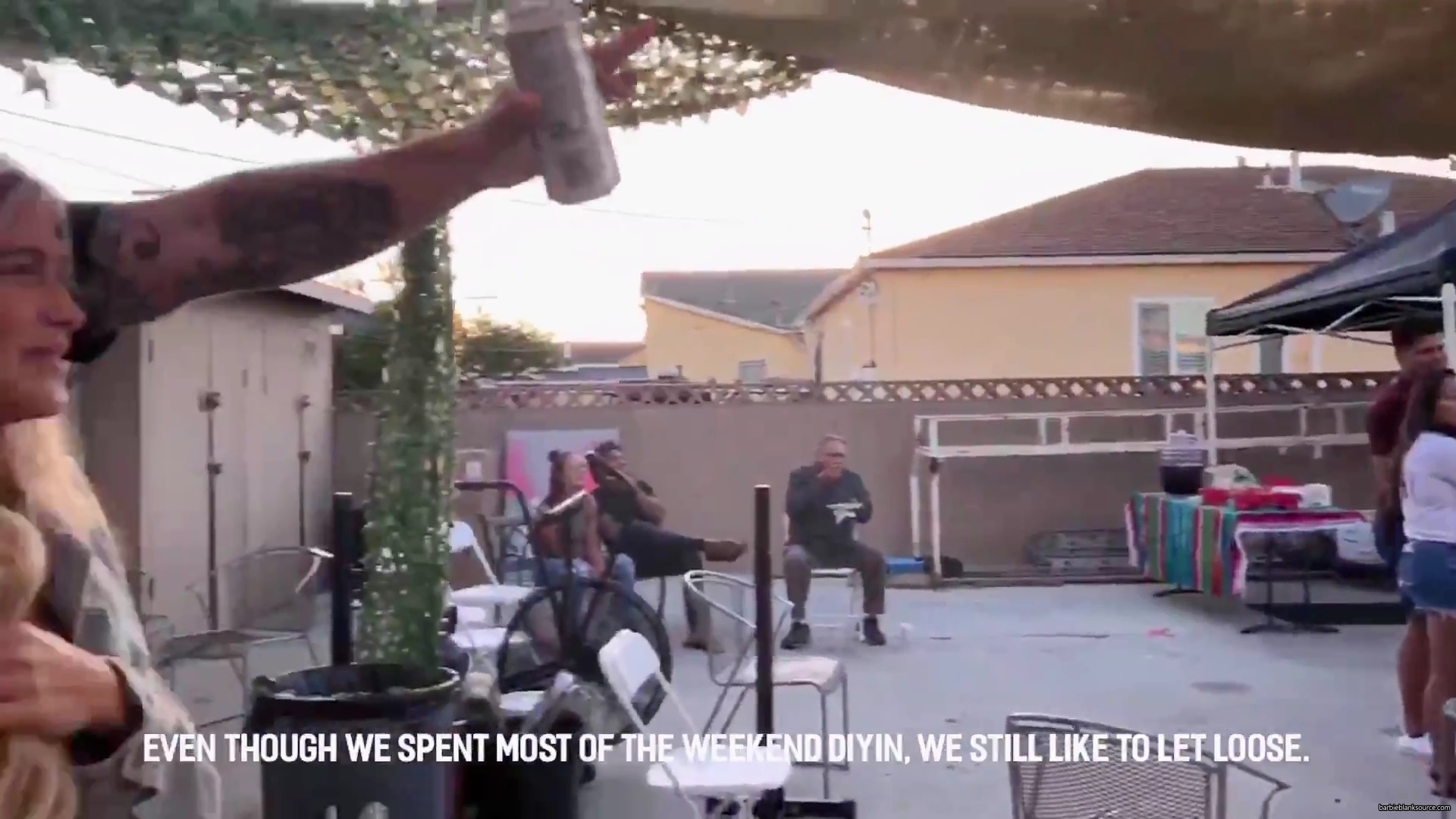 WHO_KNEW_DIYing_COULD_BE_SO_MUCH_FUN__21__mp40886.jpg WHO_KNEW_DIYing_COULD_BE_SO_MUCH_FUN__21__mp40886.jpg